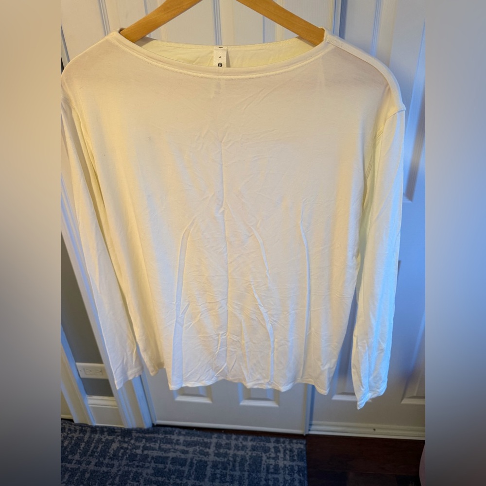Lululemon Athletica Cream Long Sleeve Tee
Size: 4 - Picture 10 of 10